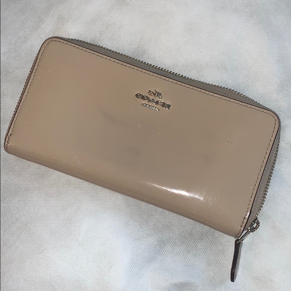 Coach Handbags - Coach Wallet